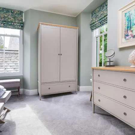 Wansfell At Lipwood House